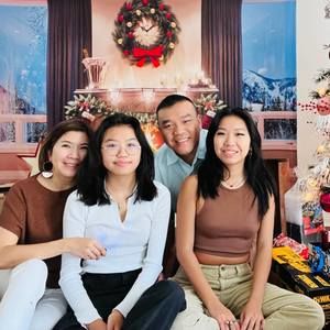 Meet your Posher, Phuoc